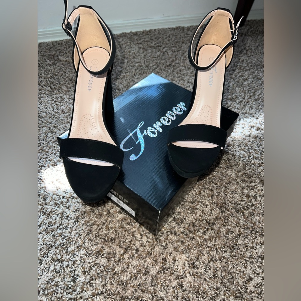 Simple Platform Open Toed High Heels With Toe Str… - image 5